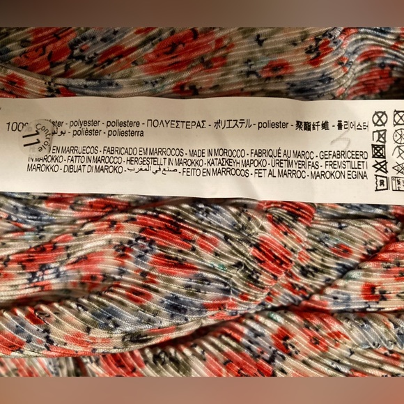 NWT Zara Floral pleats dress - size US S - Picture 11 of 11